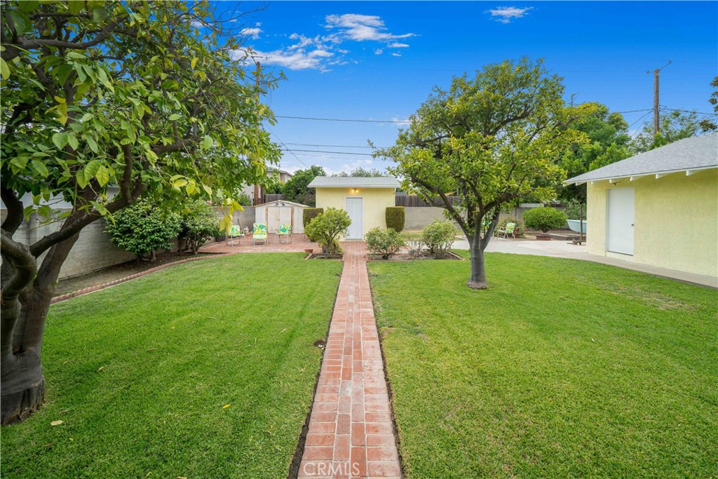 1517 N Ontario Street