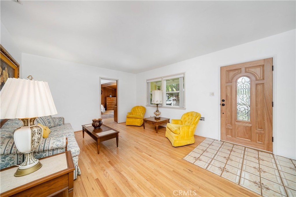 1517 N Ontario Street