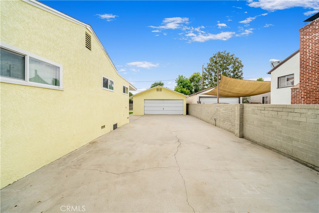 1517 N Ontario Street