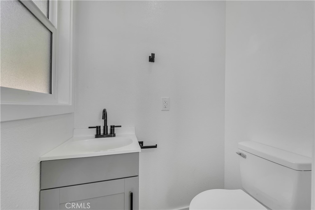 45312 Lostwood Avenue