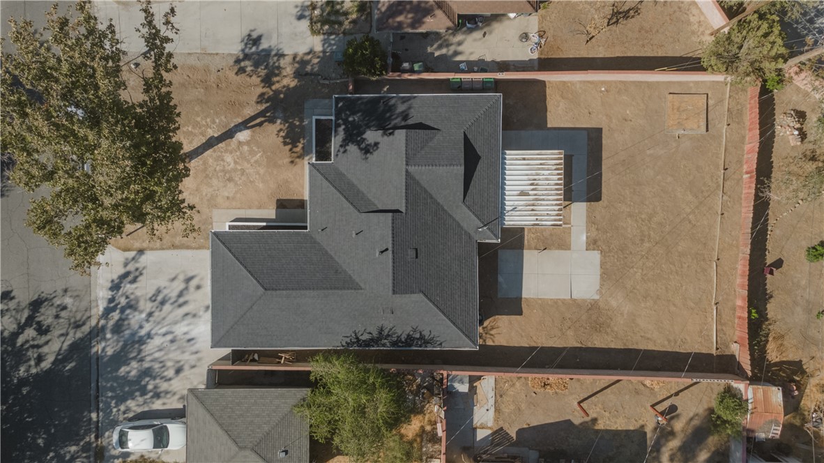 45312 Lostwood Avenue