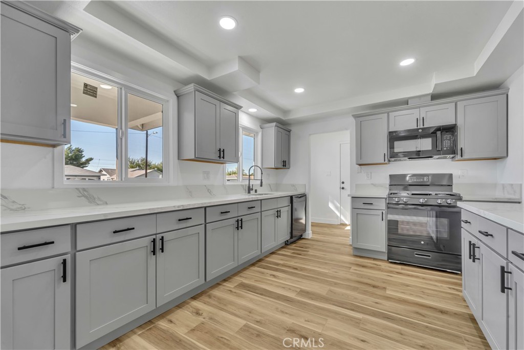 45312 Lostwood Avenue