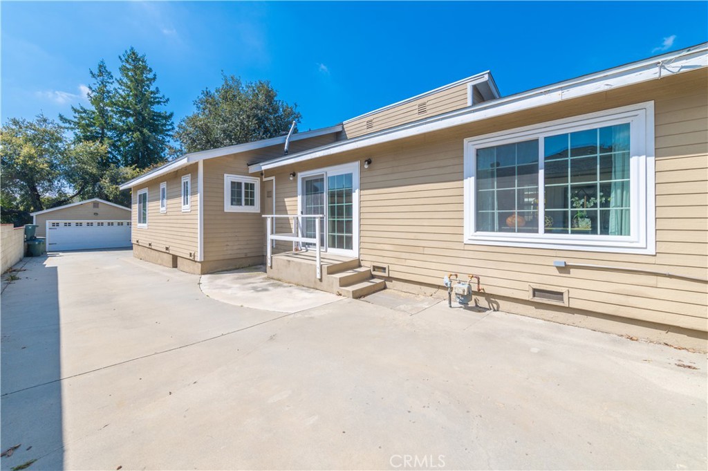 536 W Hammond Street