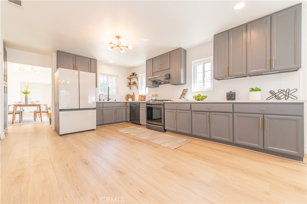 536 W Hammond Street