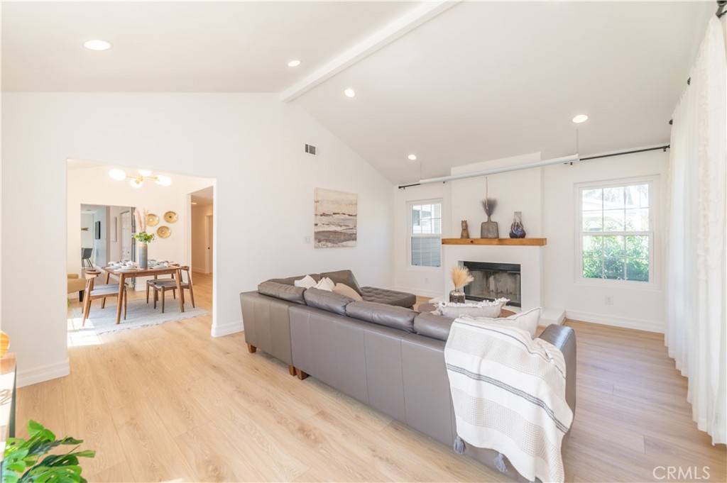 536 W Hammond Street