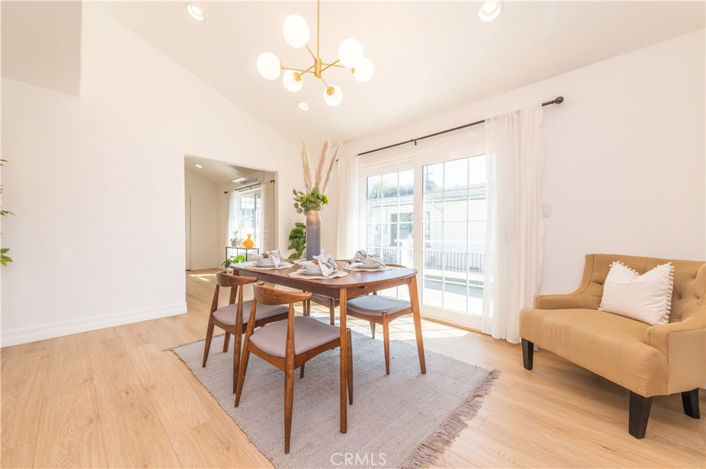 536 W Hammond Street