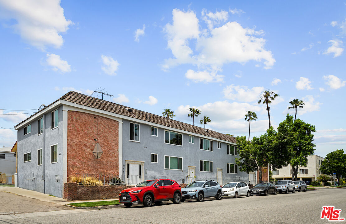 425 Idaho Ave Unit: 4