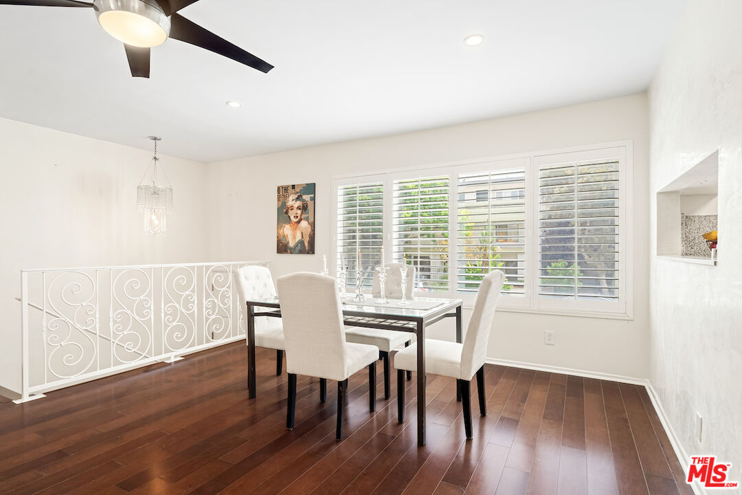 425 Idaho Ave Unit: 4