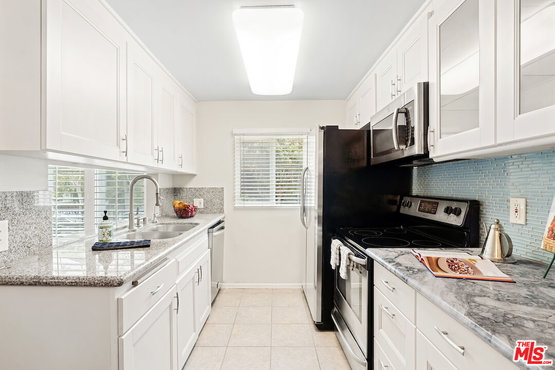 425 Idaho Ave Unit: 4