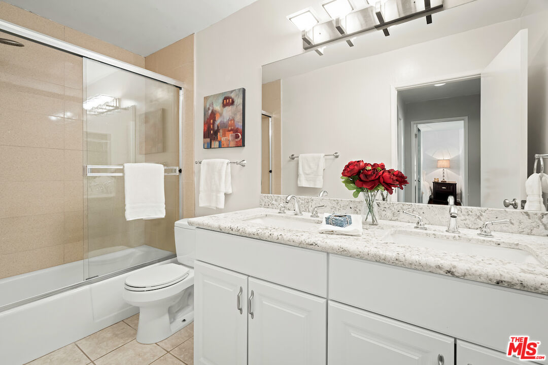 425 Idaho Ave Unit: 4