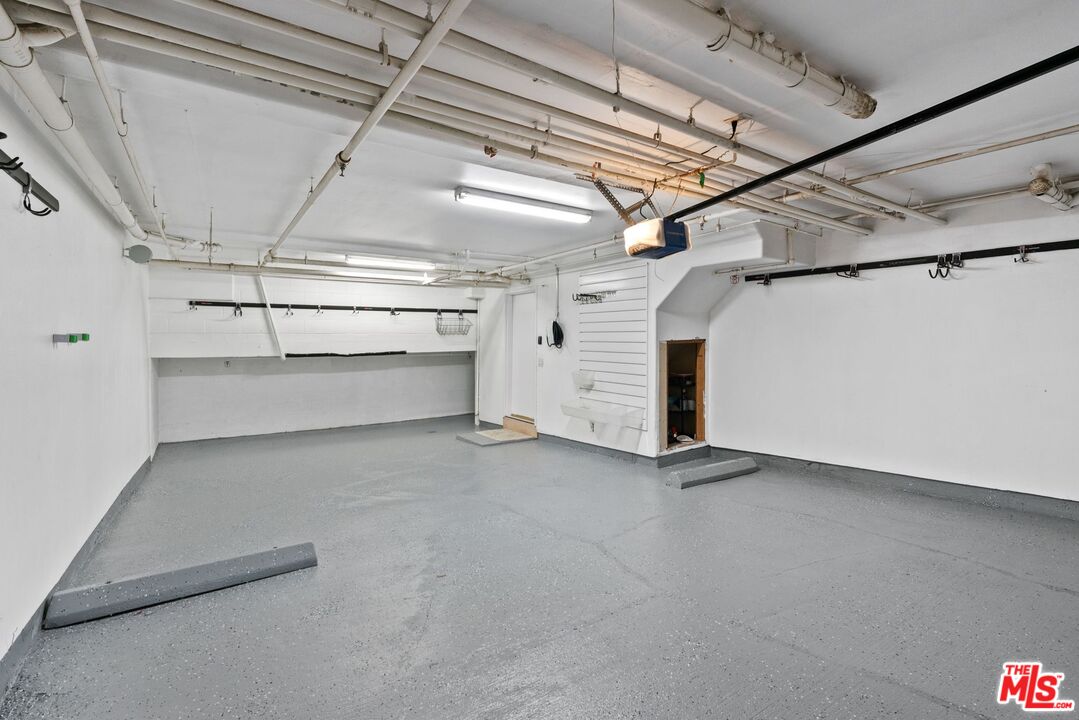 3854 Beethoven St Unit: 2