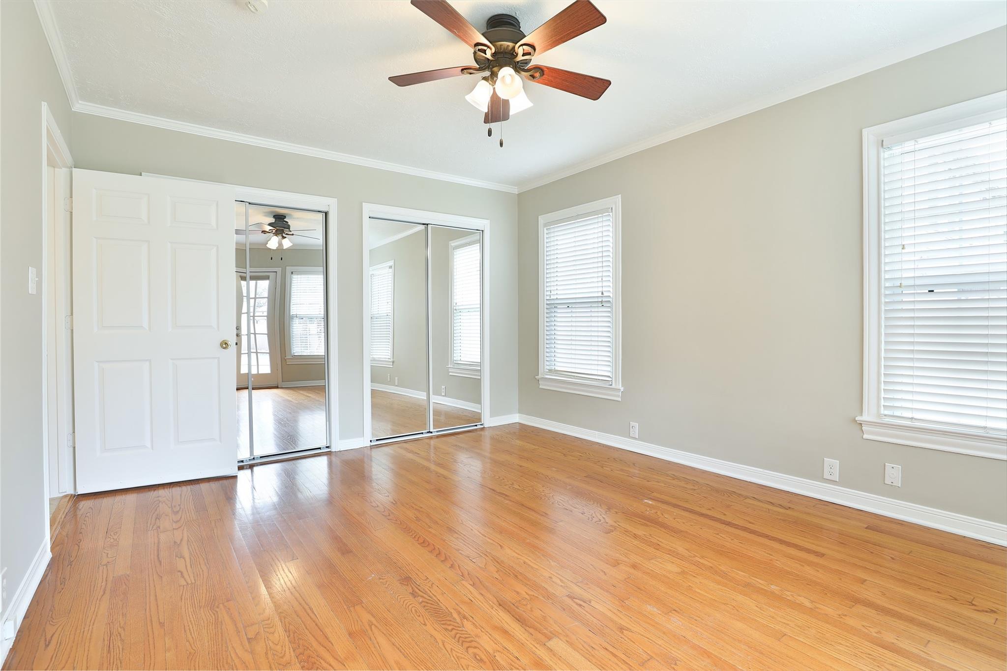 423 W 32nd Street