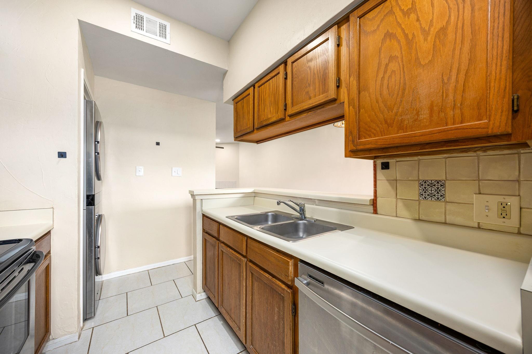 7575 Cambridge Street # 1604