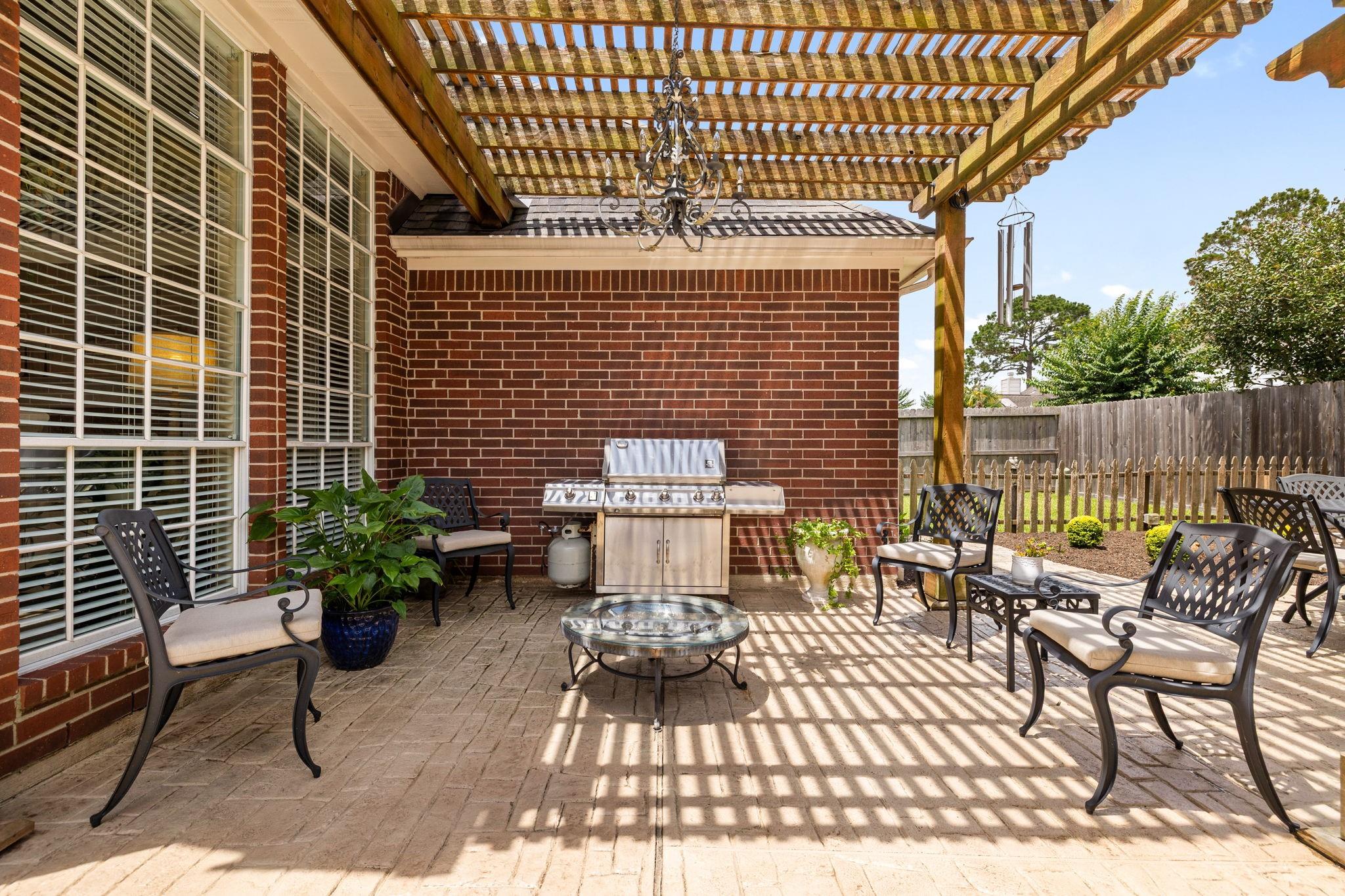 2514 Piney Woods Drive