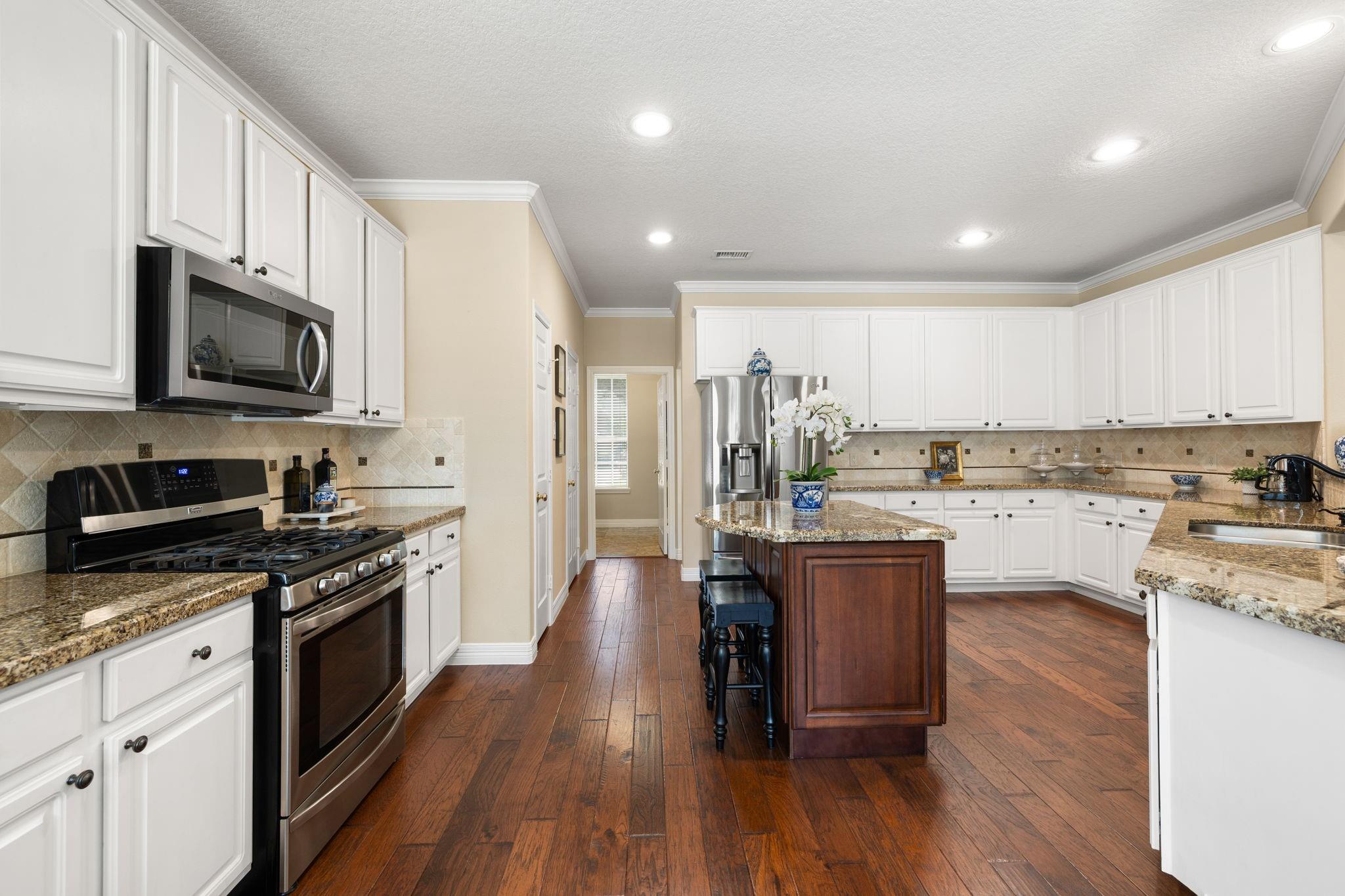 2514 Piney Woods Drive