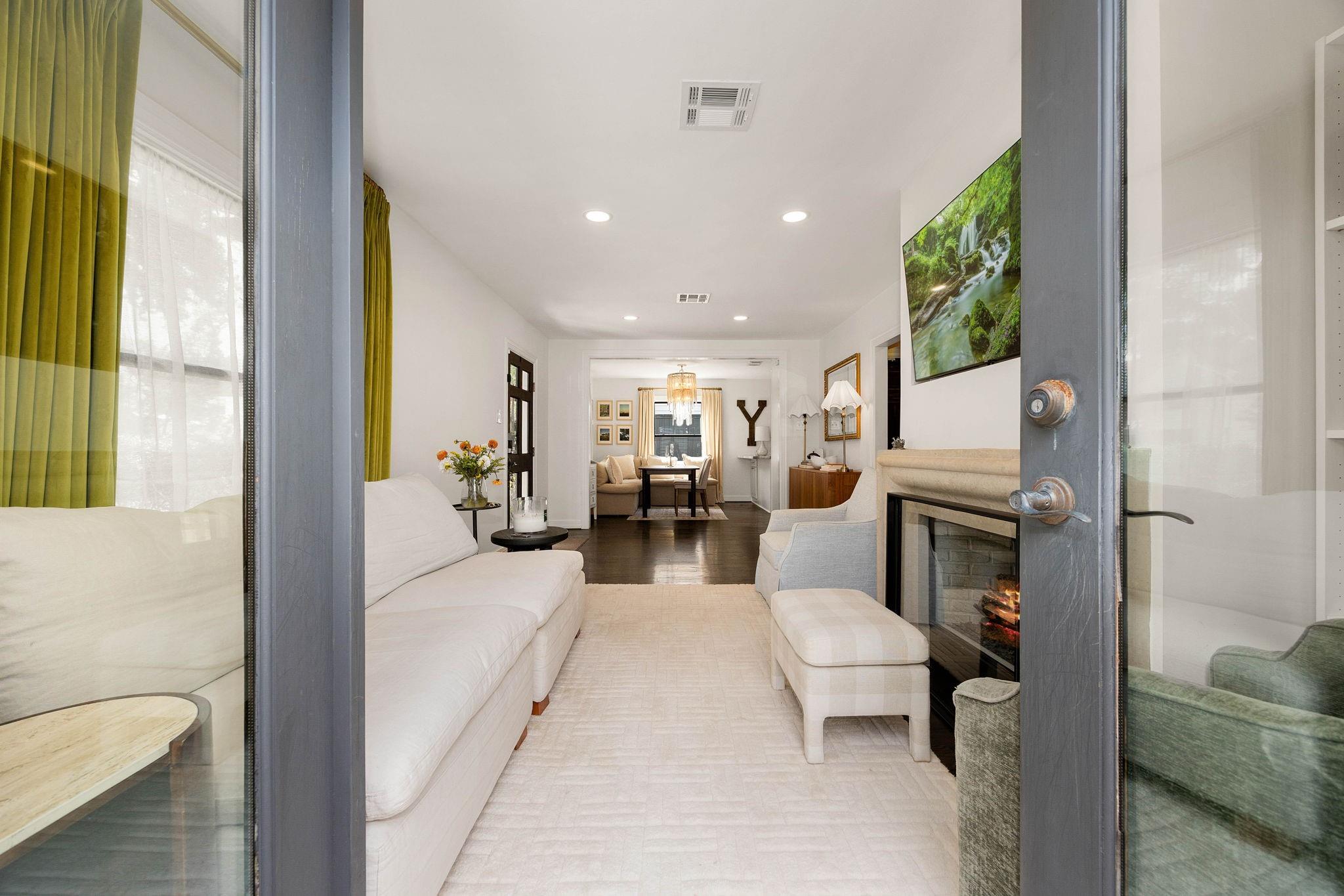 1054 Gardenia Drive