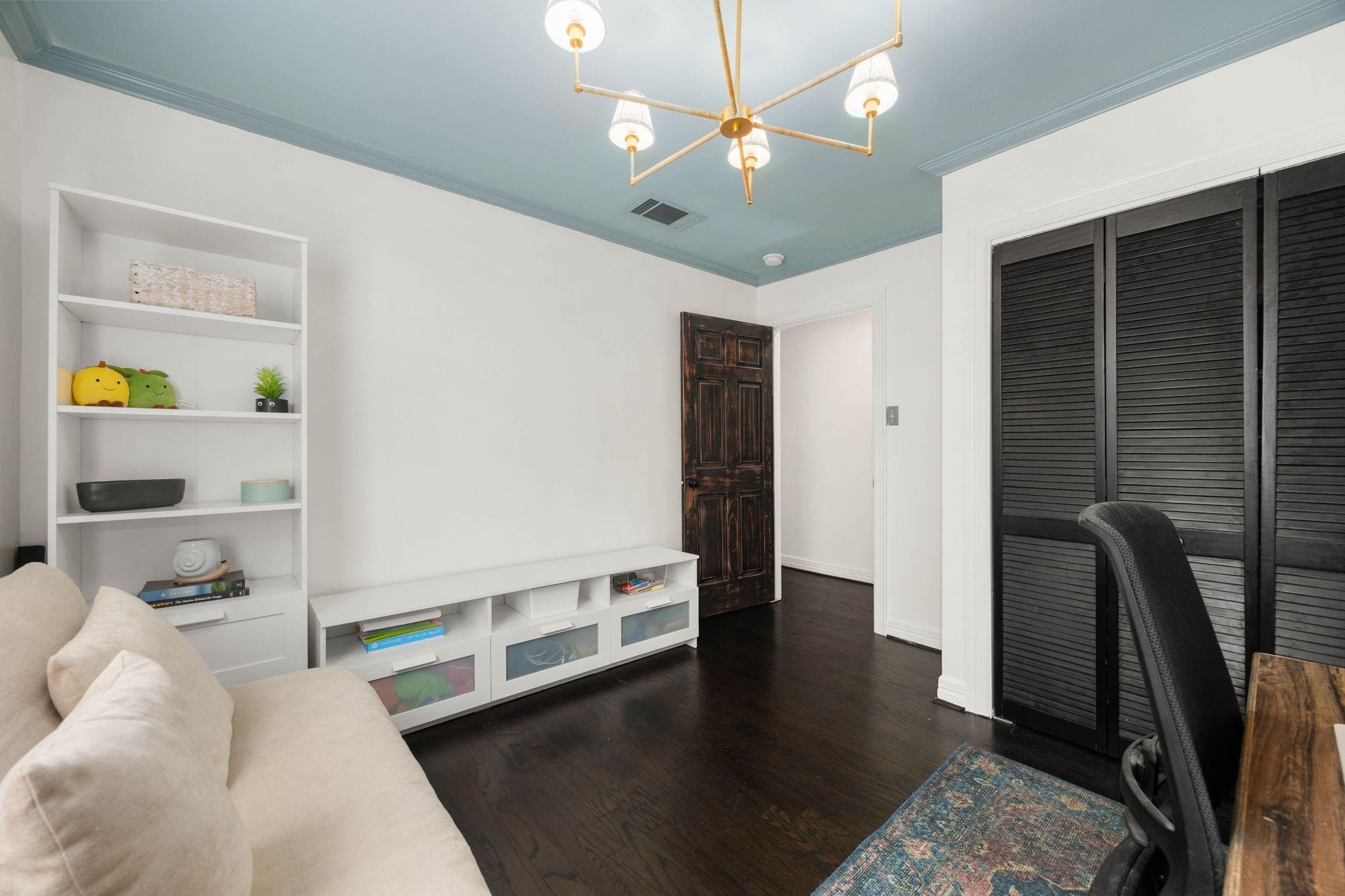 1054 Gardenia Drive