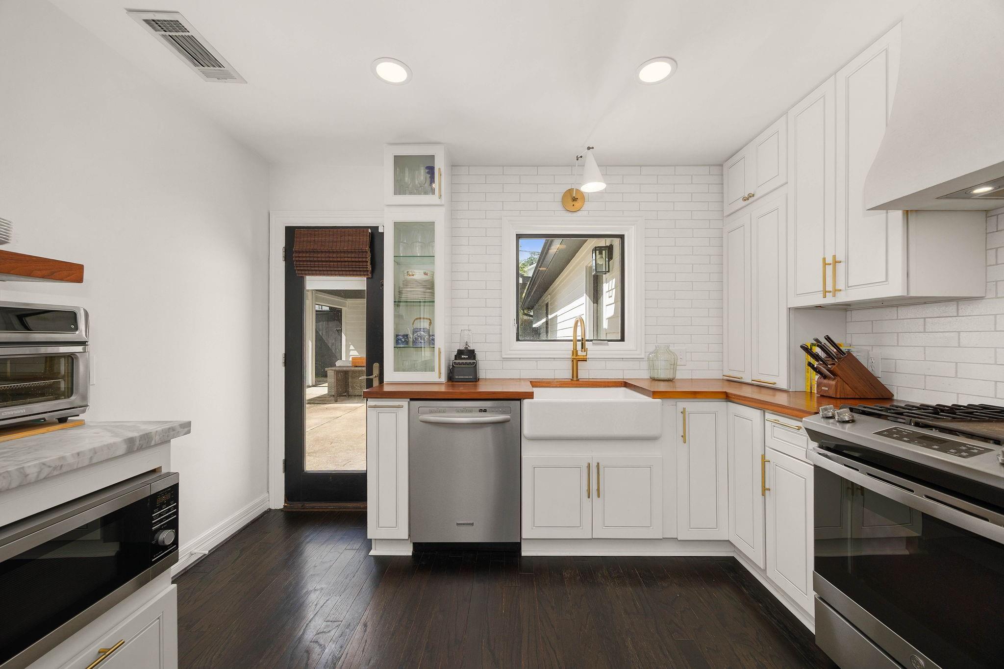 1054 Gardenia Drive