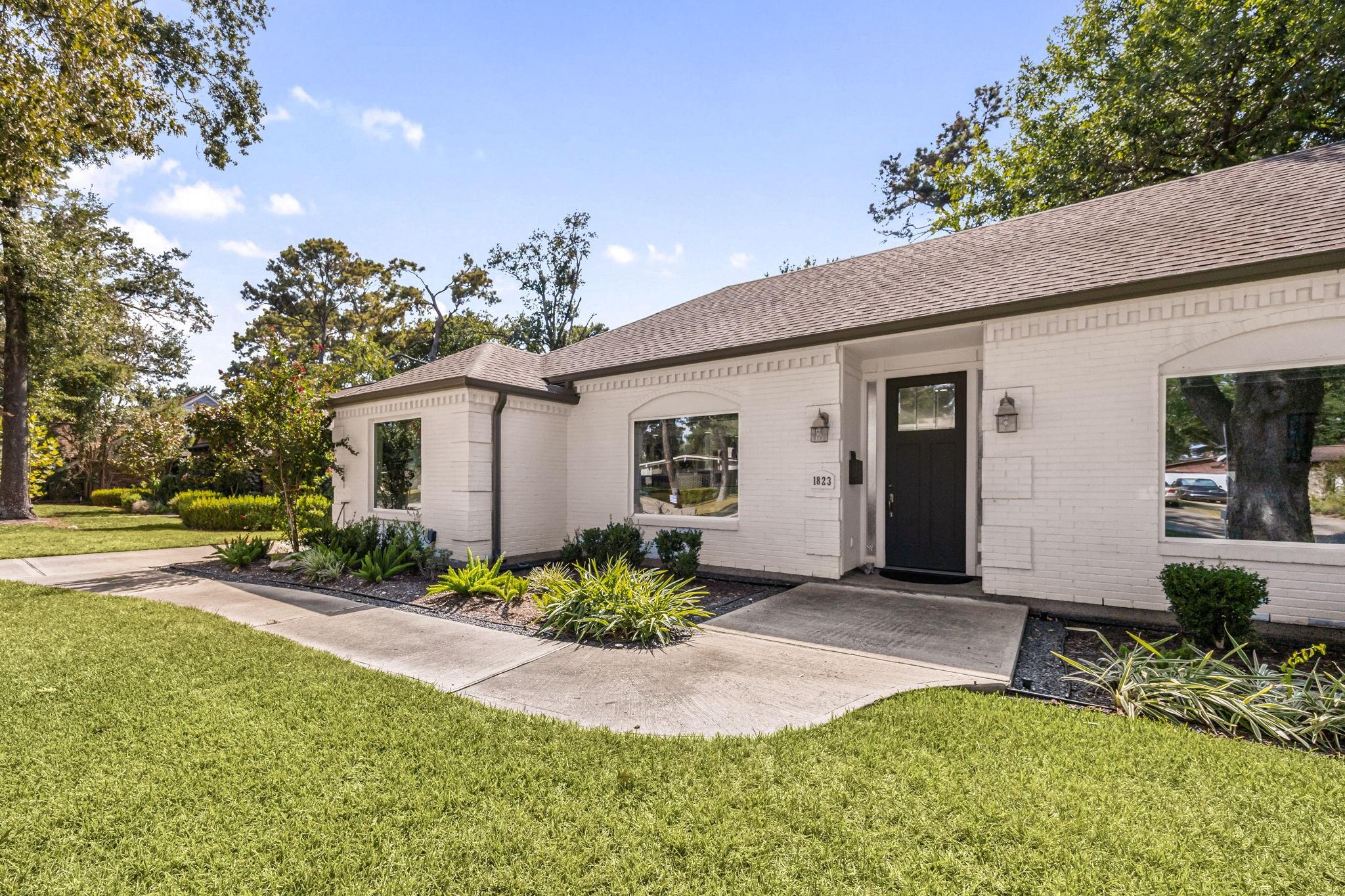 1823 Nocturne Lane