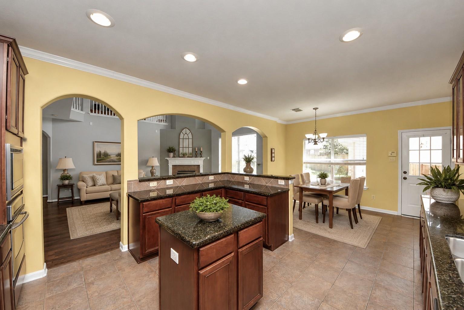 12815 Dadebrook Court