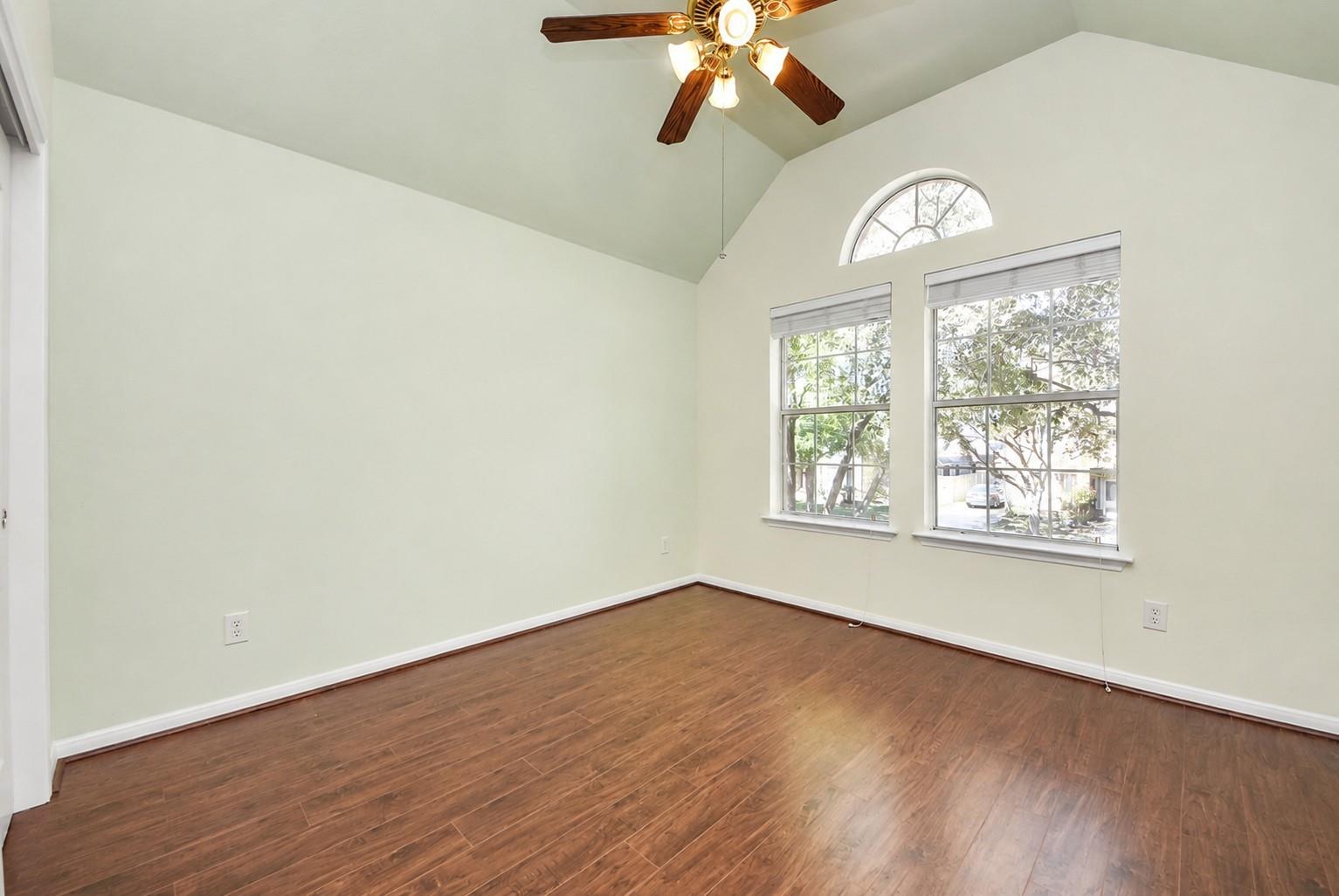 12815 Dadebrook Court