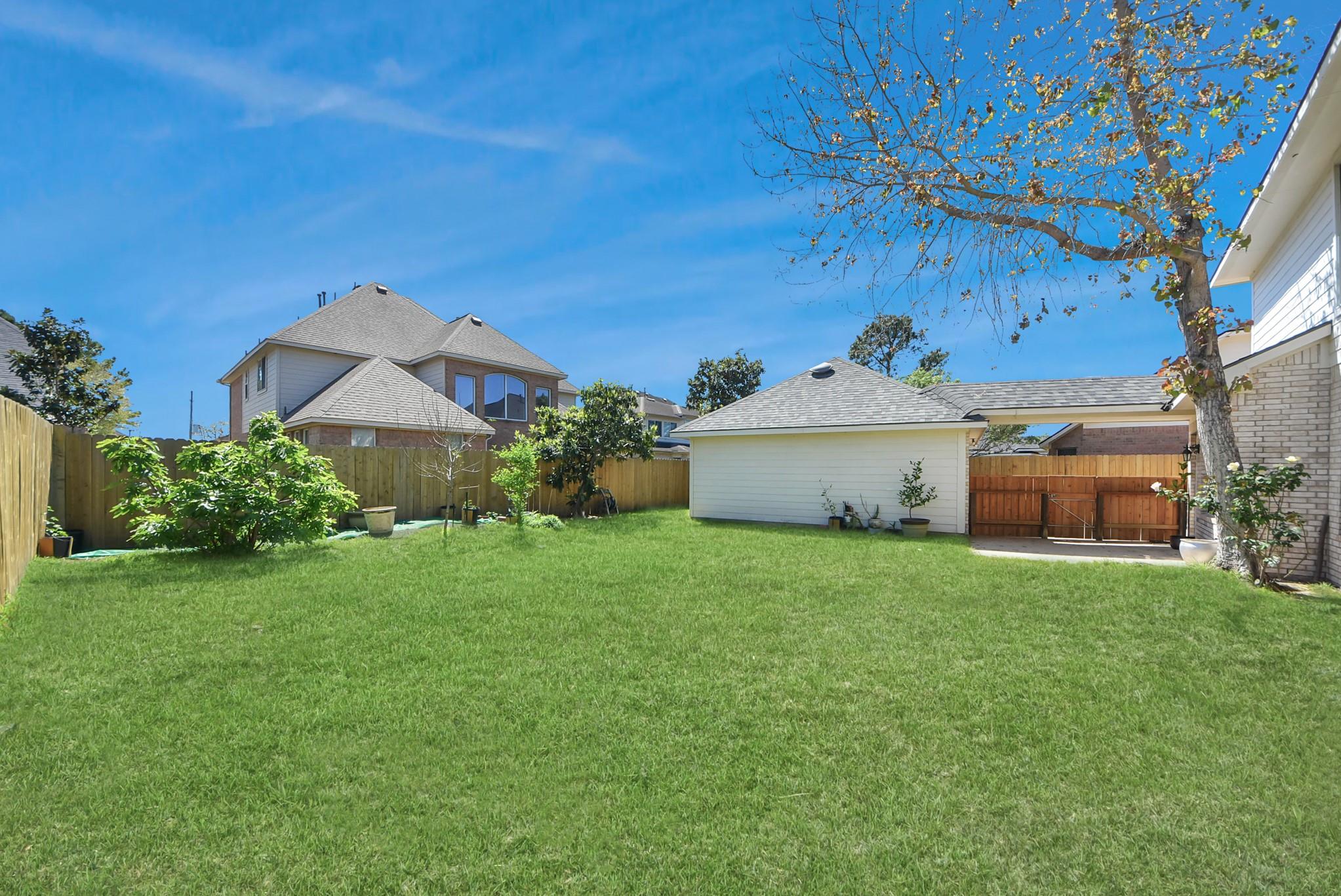 12815 Dadebrook Court