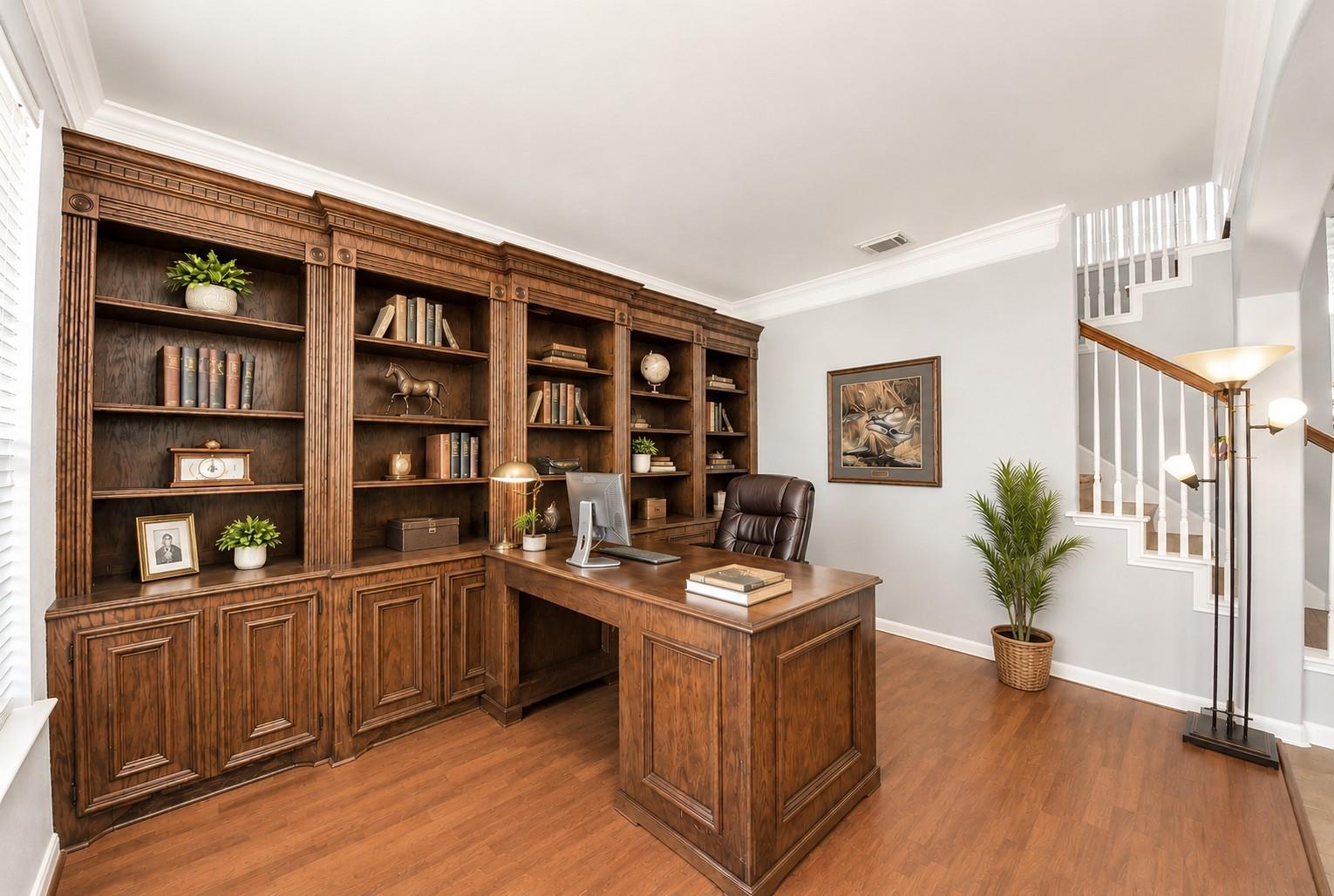 12815 Dadebrook Court