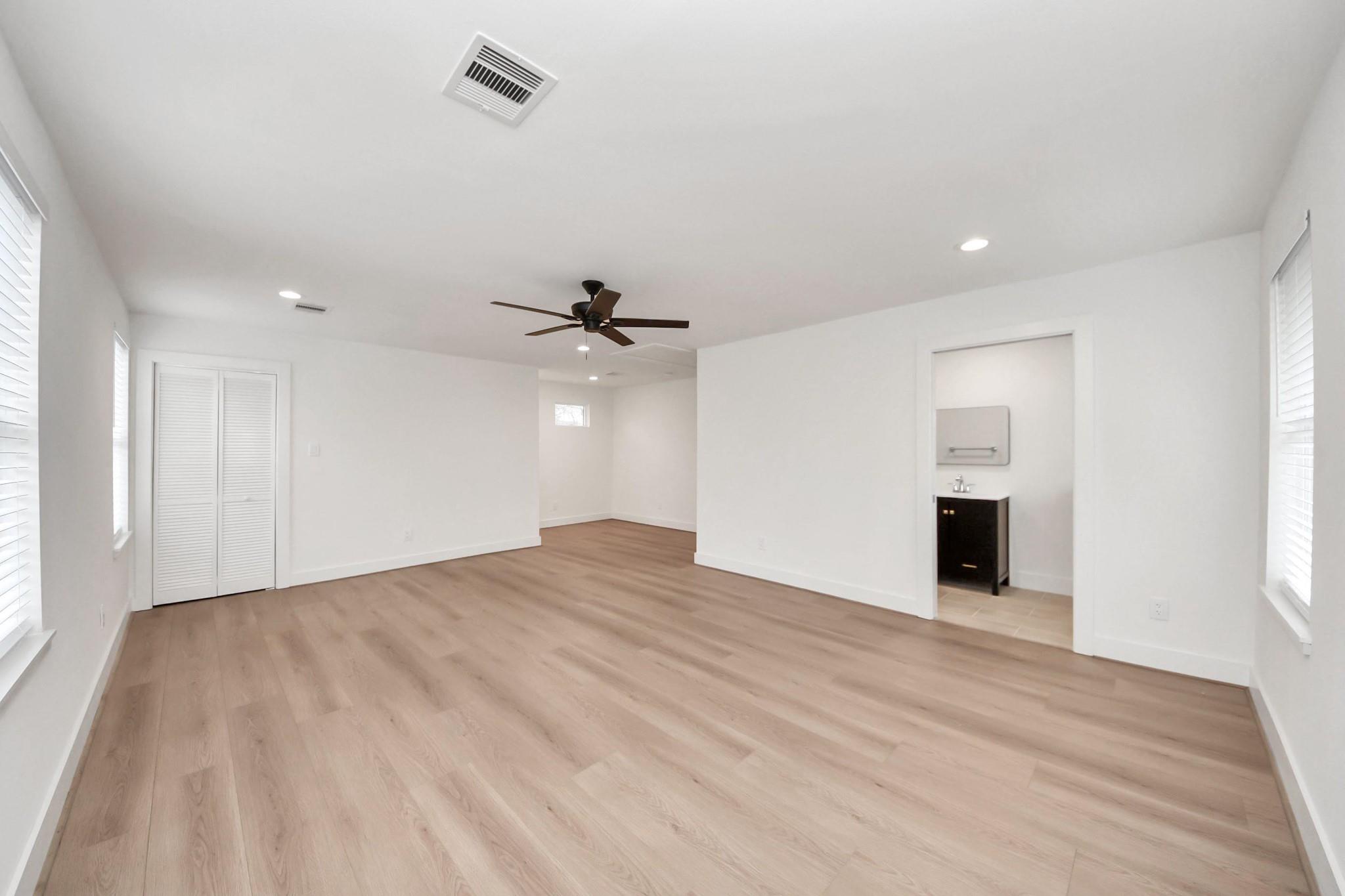 9261 Autauga Street