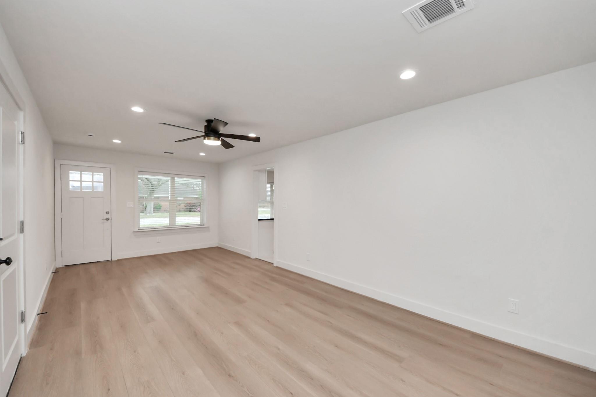 9261 Autauga Street