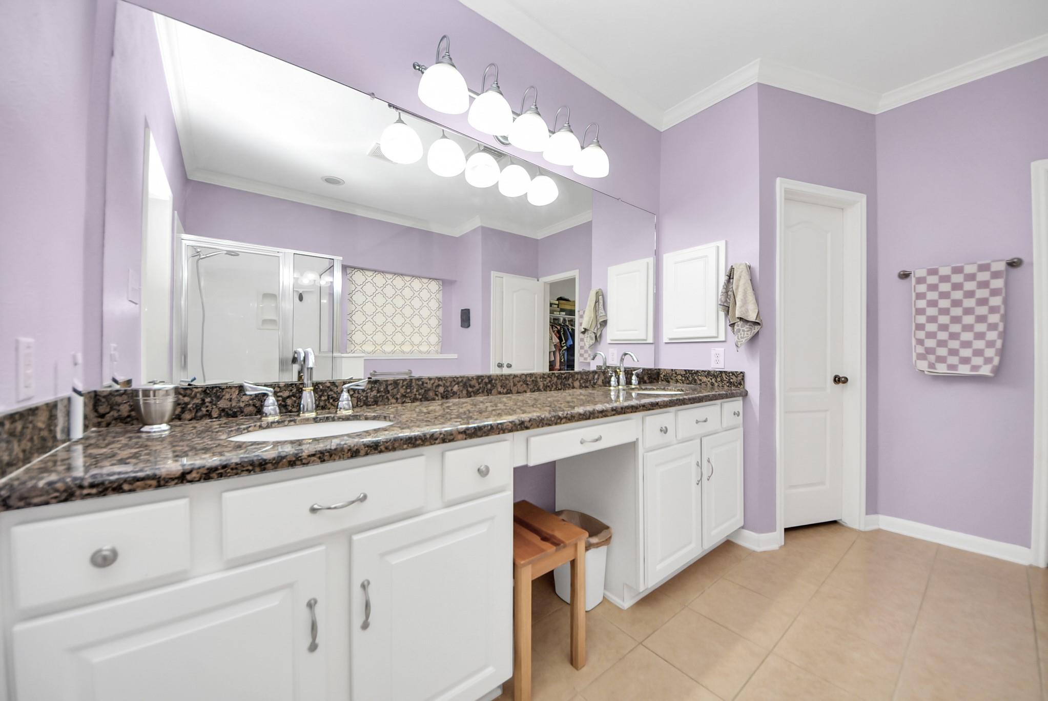 12815 Dadebrook Court