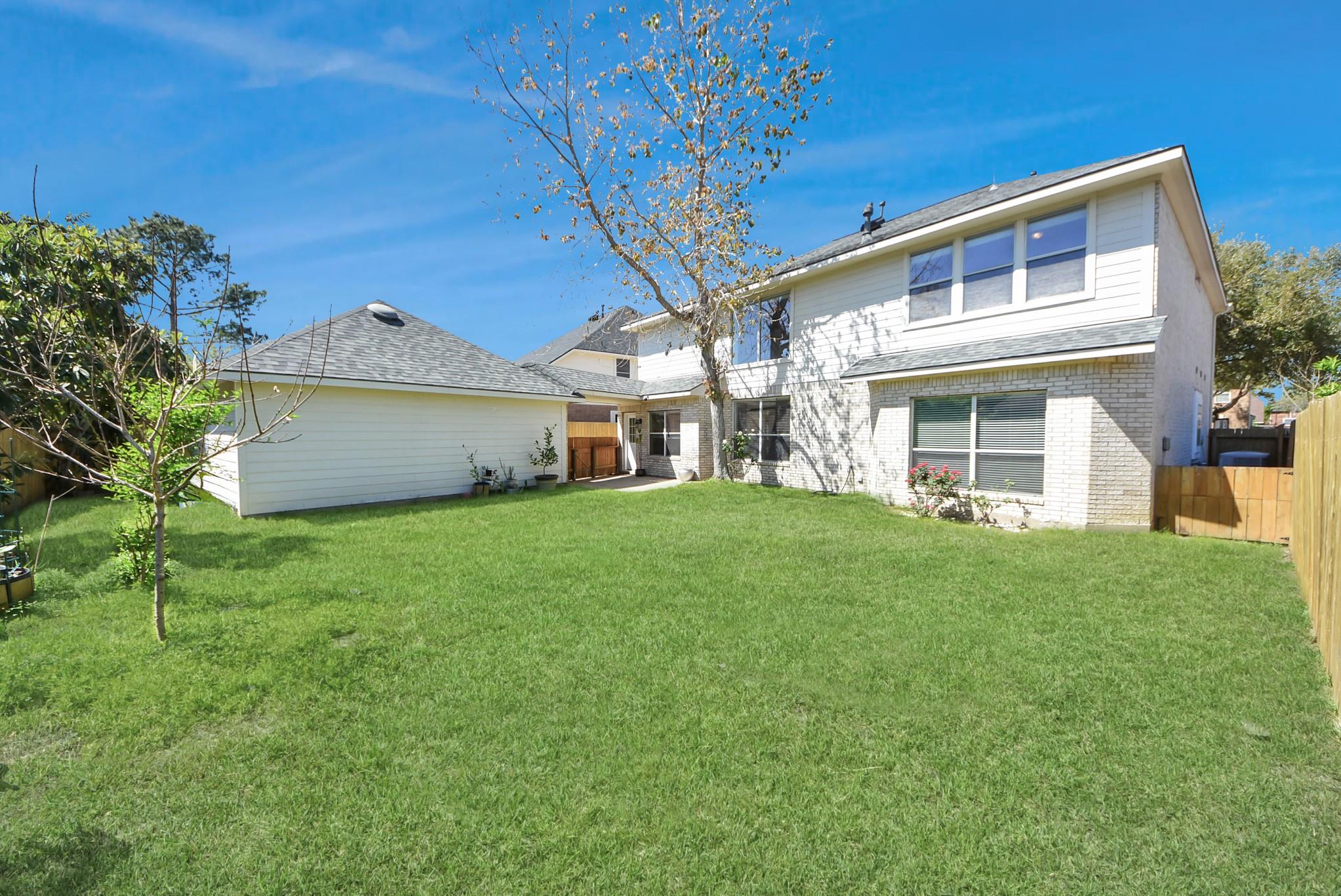 12815 Dadebrook Court