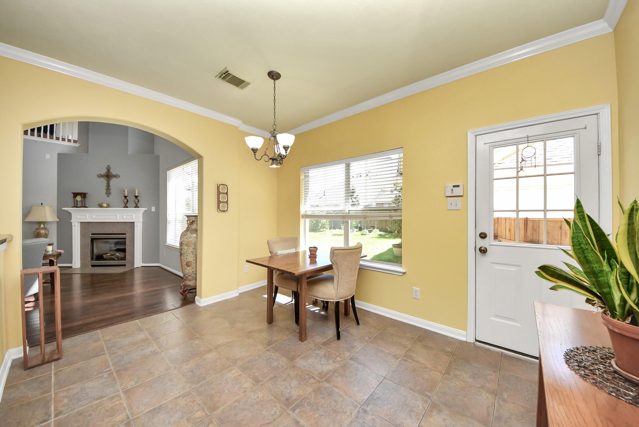 12815 Dadebrook Court