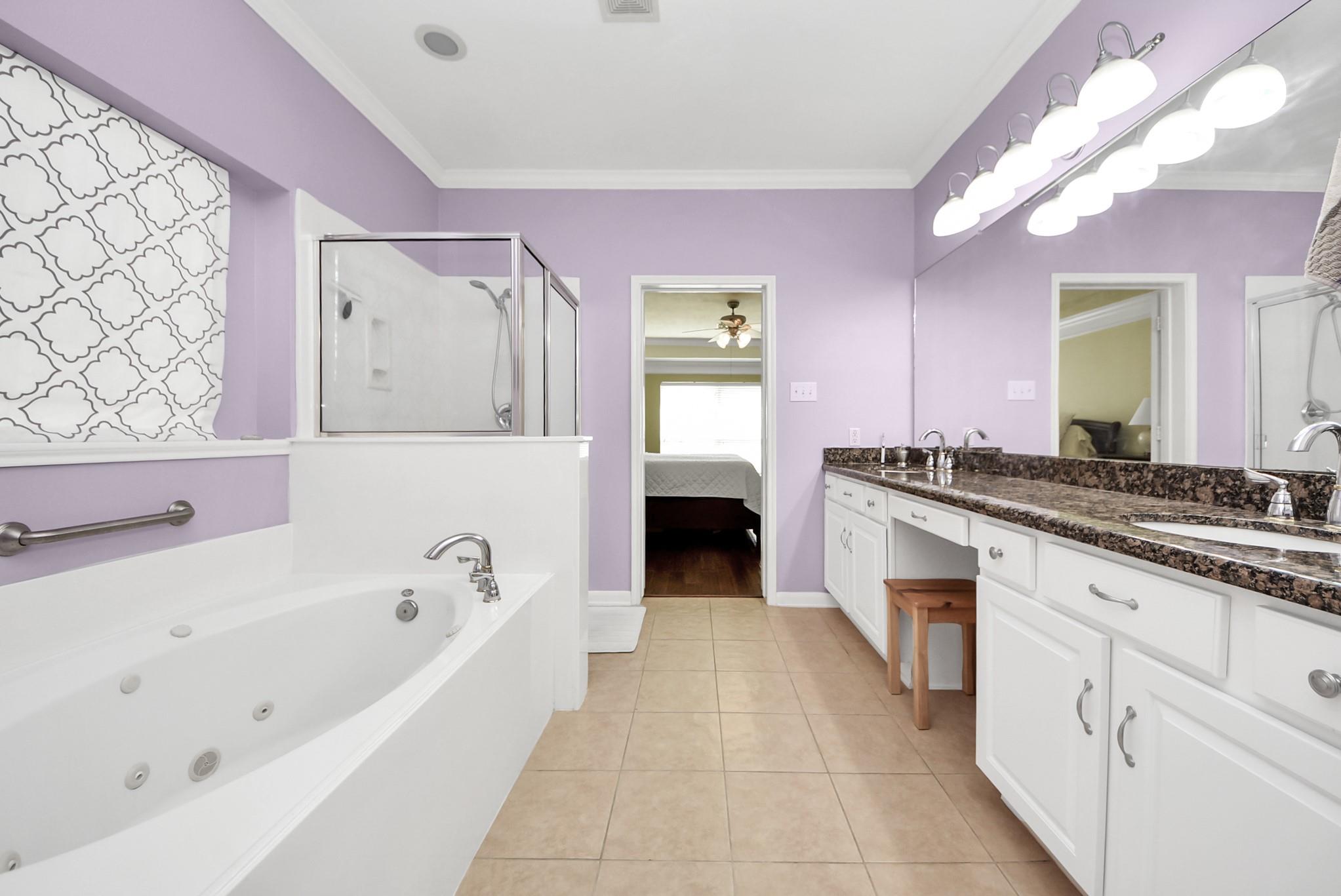 12815 Dadebrook Court