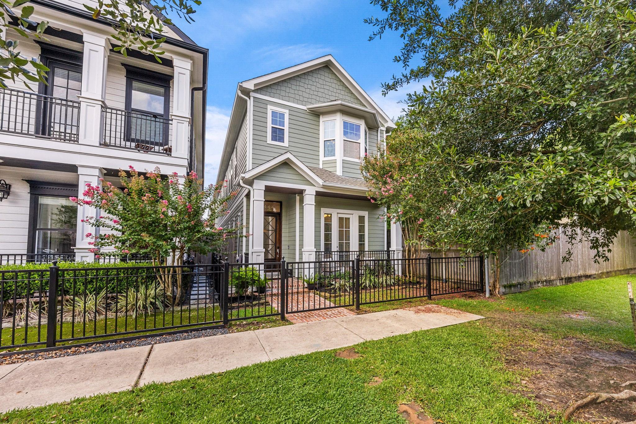 444 W 26th Street