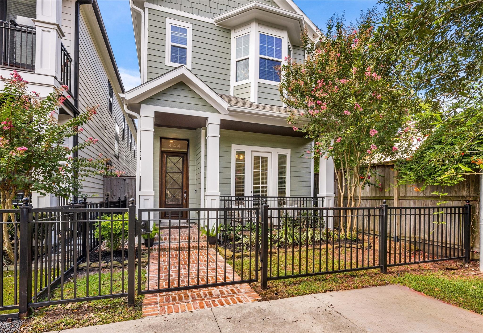 444 W 26th Street