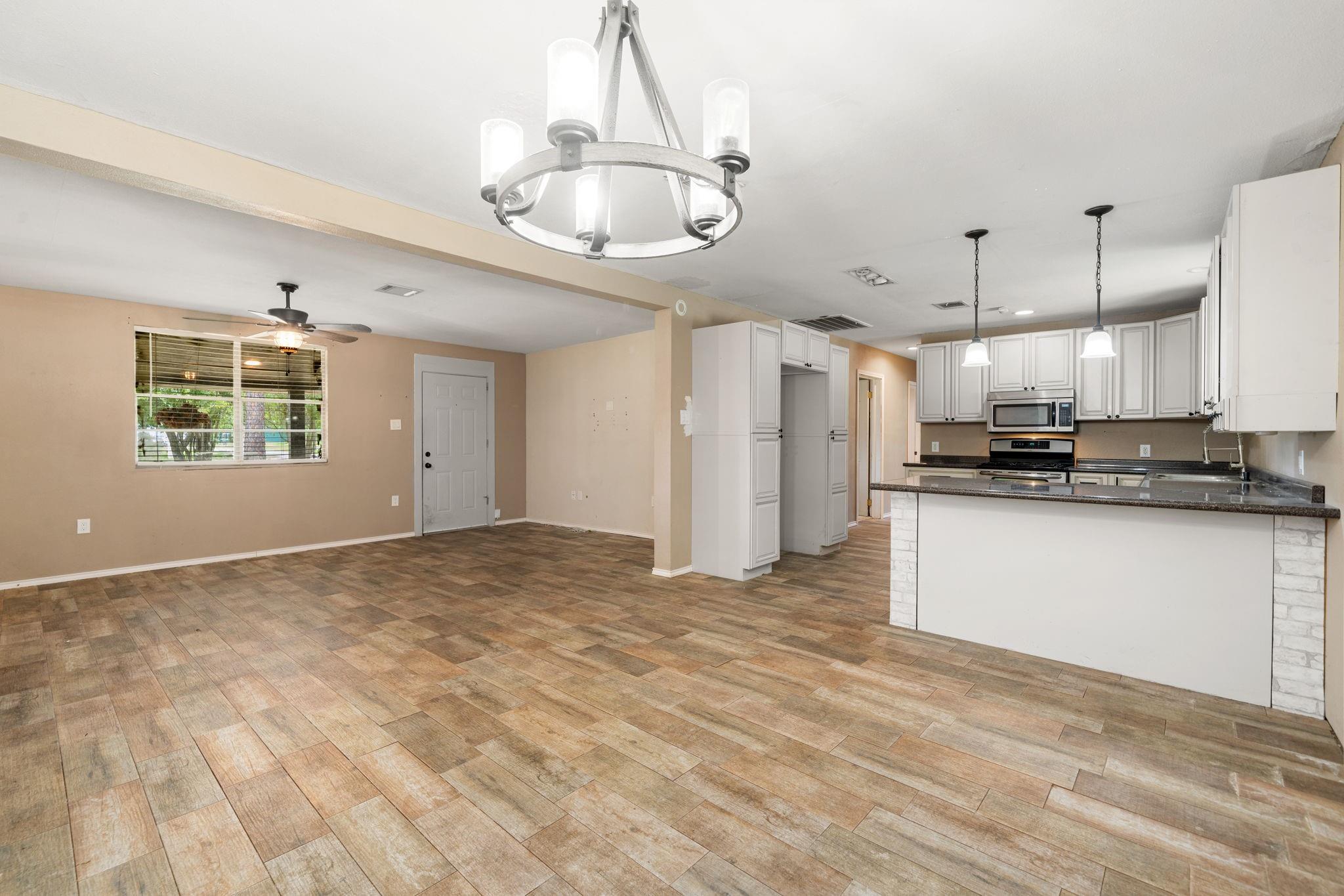 12914 Manor Drive