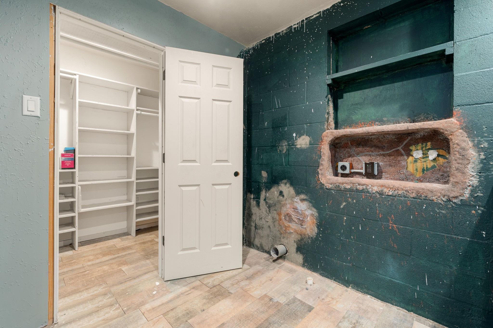 12914 Manor Drive