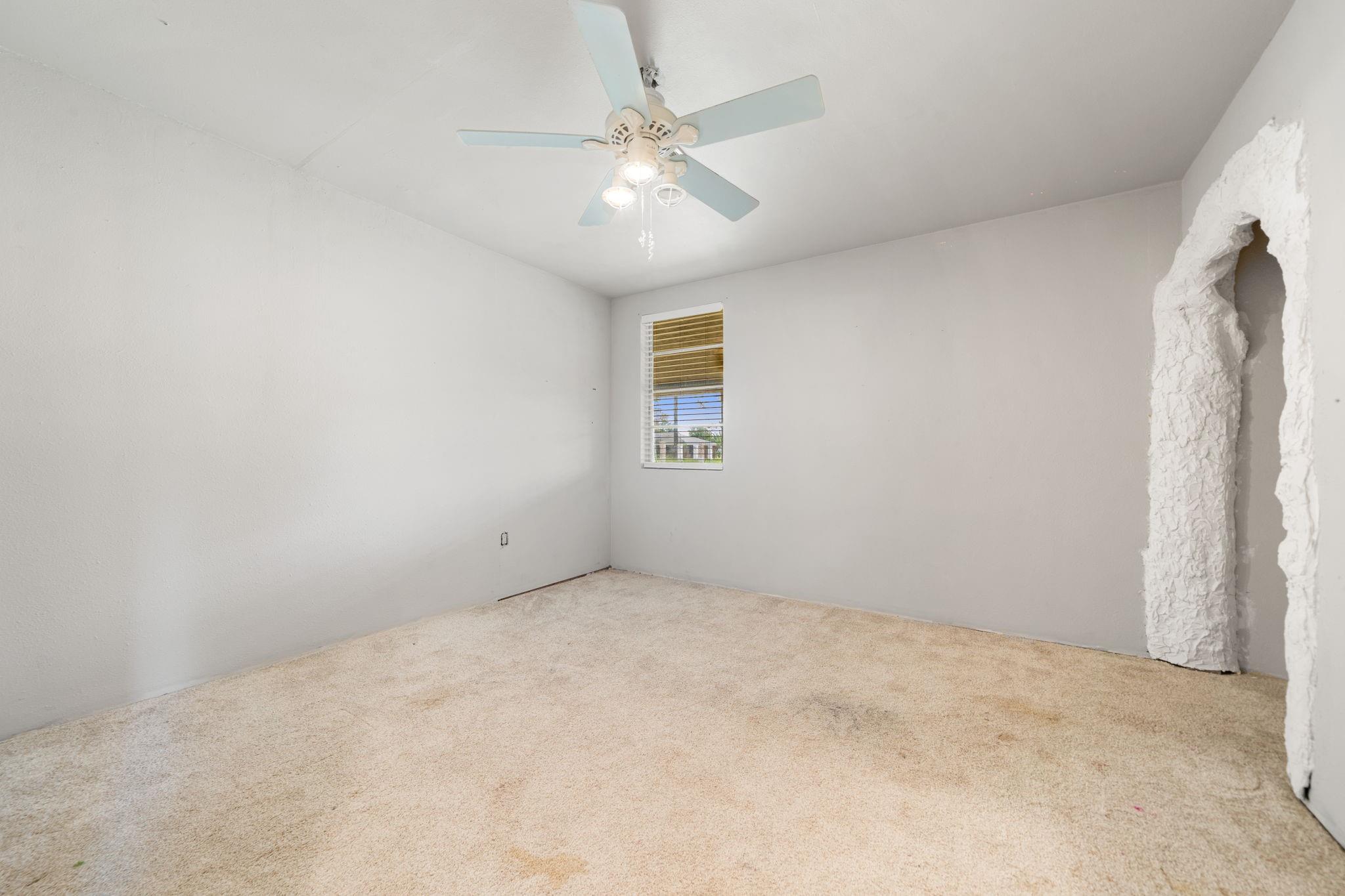 12914 Manor Drive