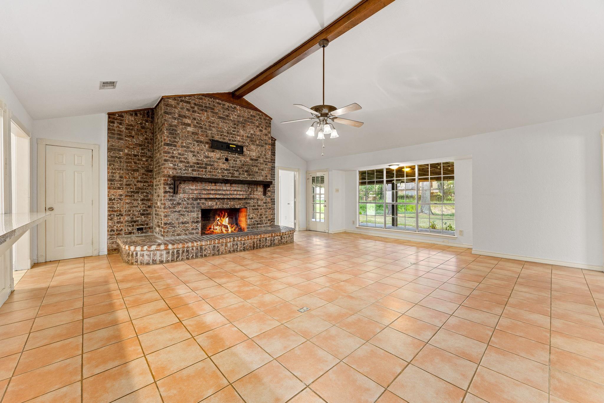 19811 Sagging Oaks Drive