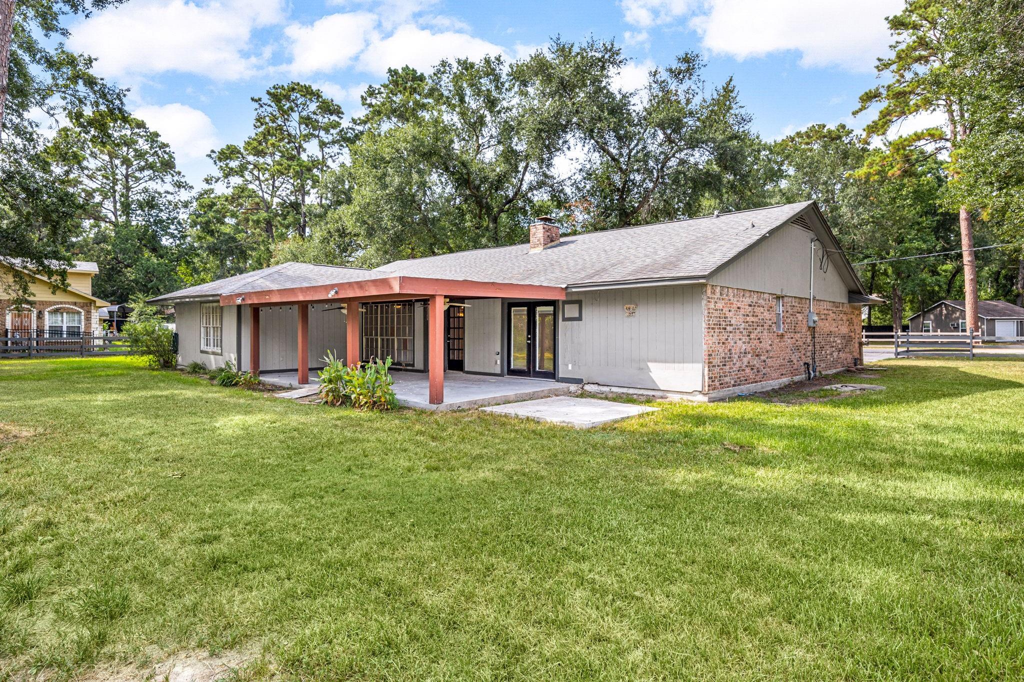 19811 Sagging Oaks Drive
