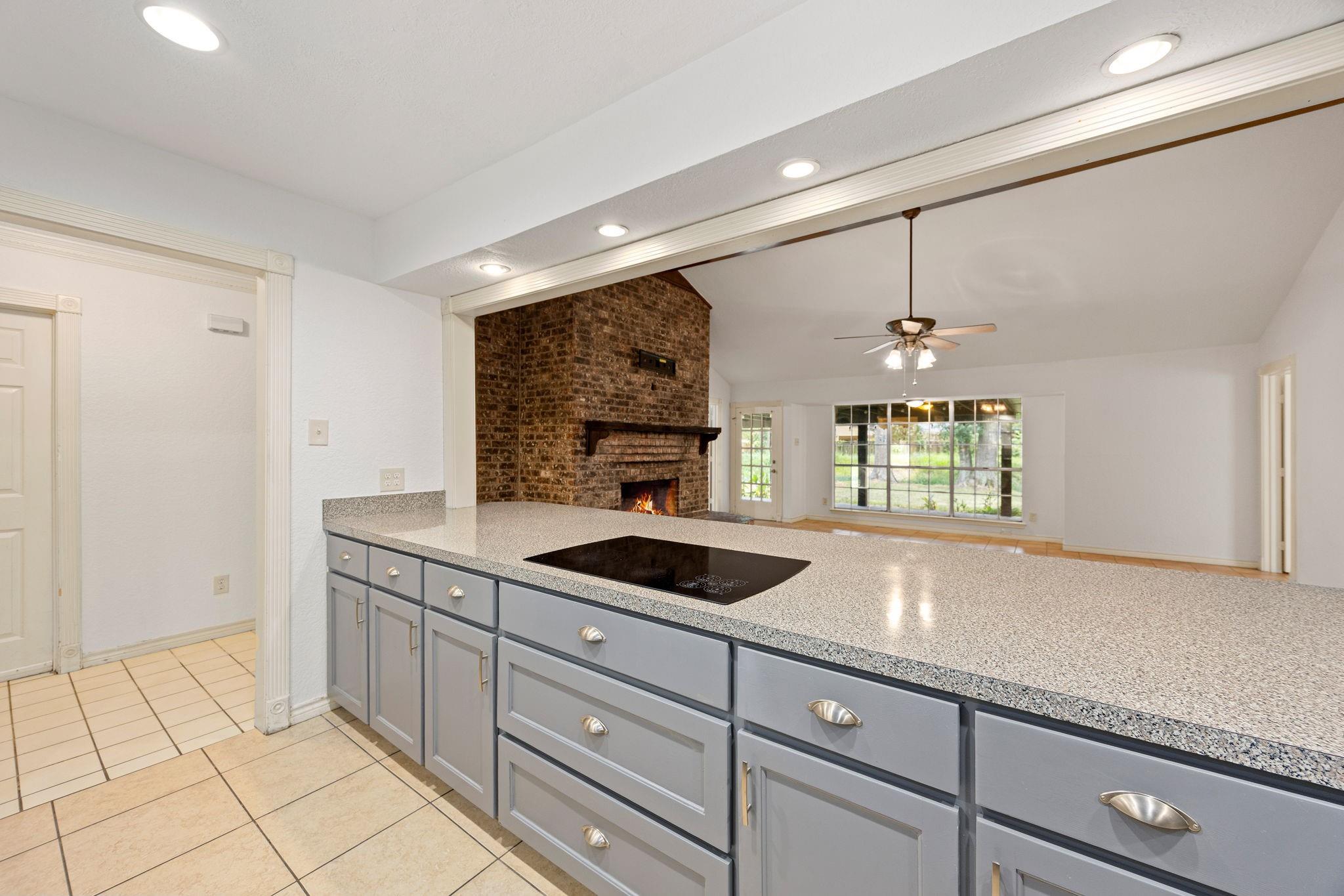 19811 Sagging Oaks Drive