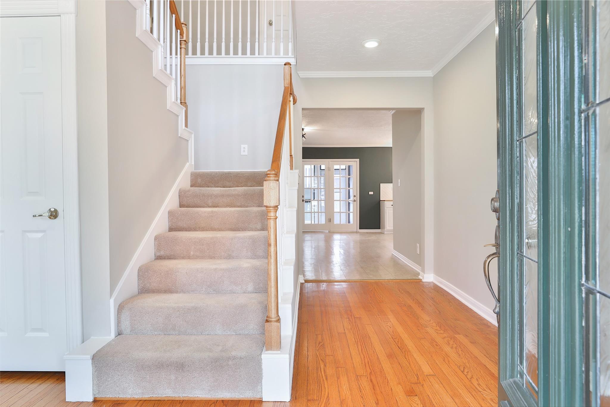 423 W 32nd Street