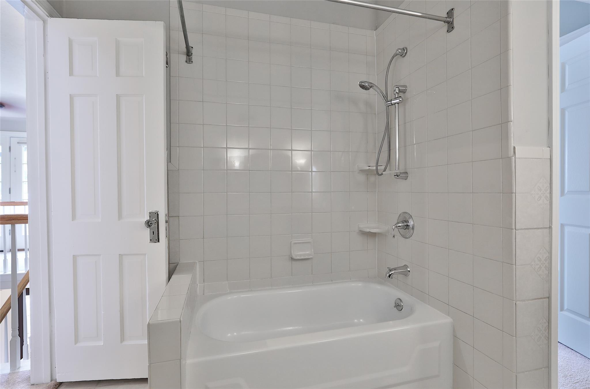423 W 32nd Street