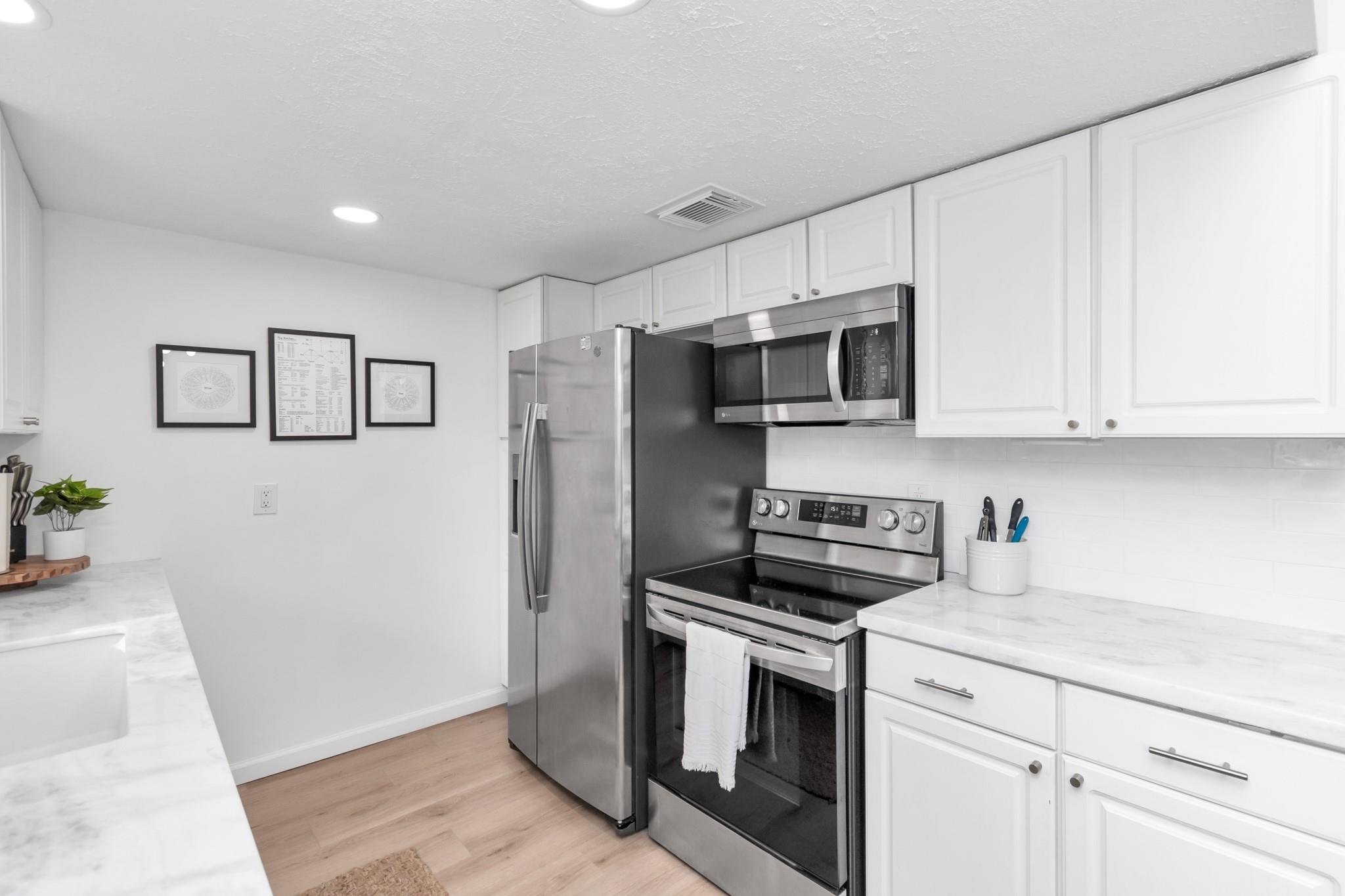 2718 Lazy Spring Drive