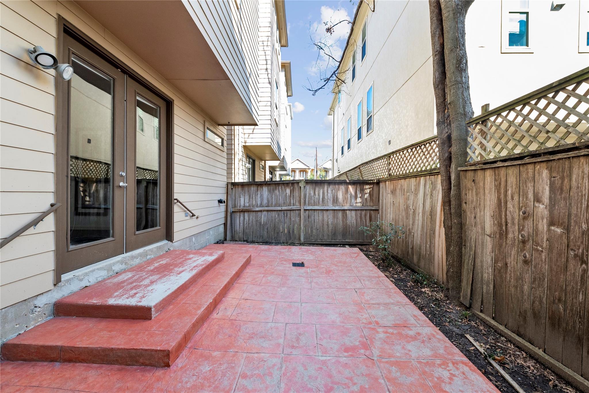 2310 Arabelle Street