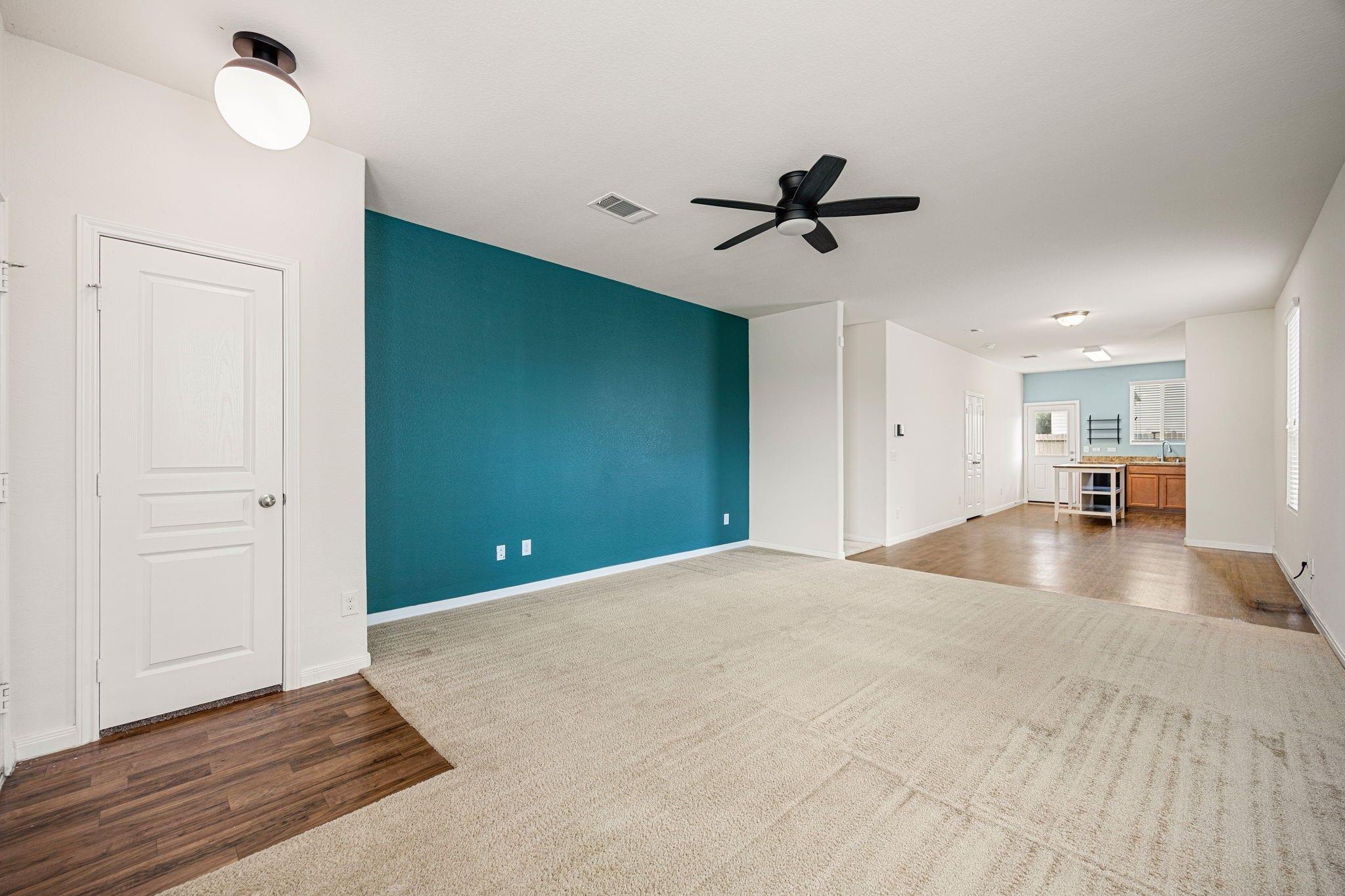 6822 Dayridge Lane