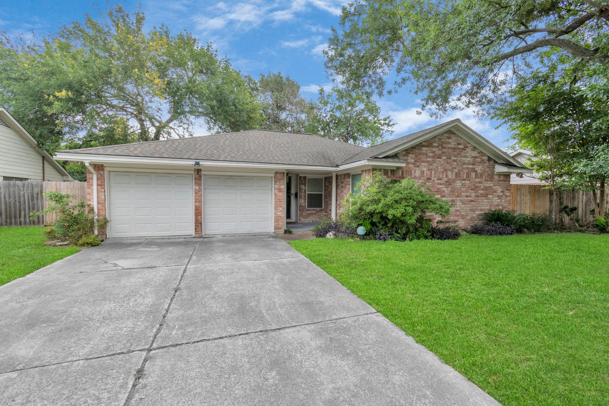 2718 Lazy Spring Drive