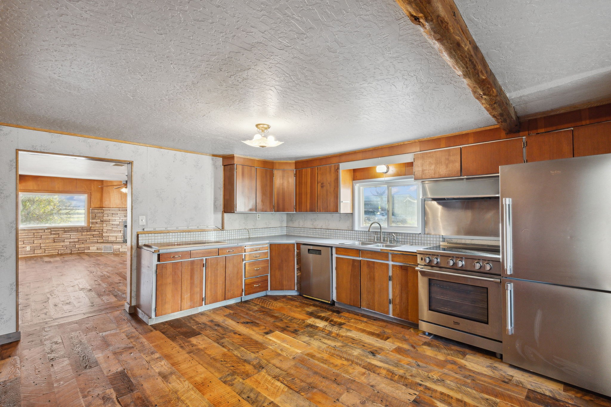 1259 Potomac Loop