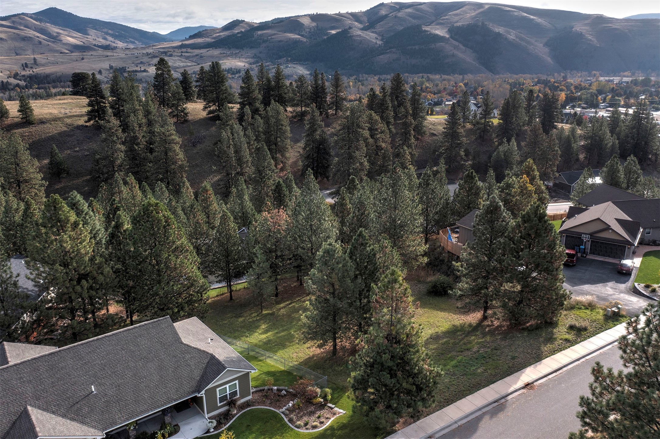 Lot 9 Sugar Pine Place