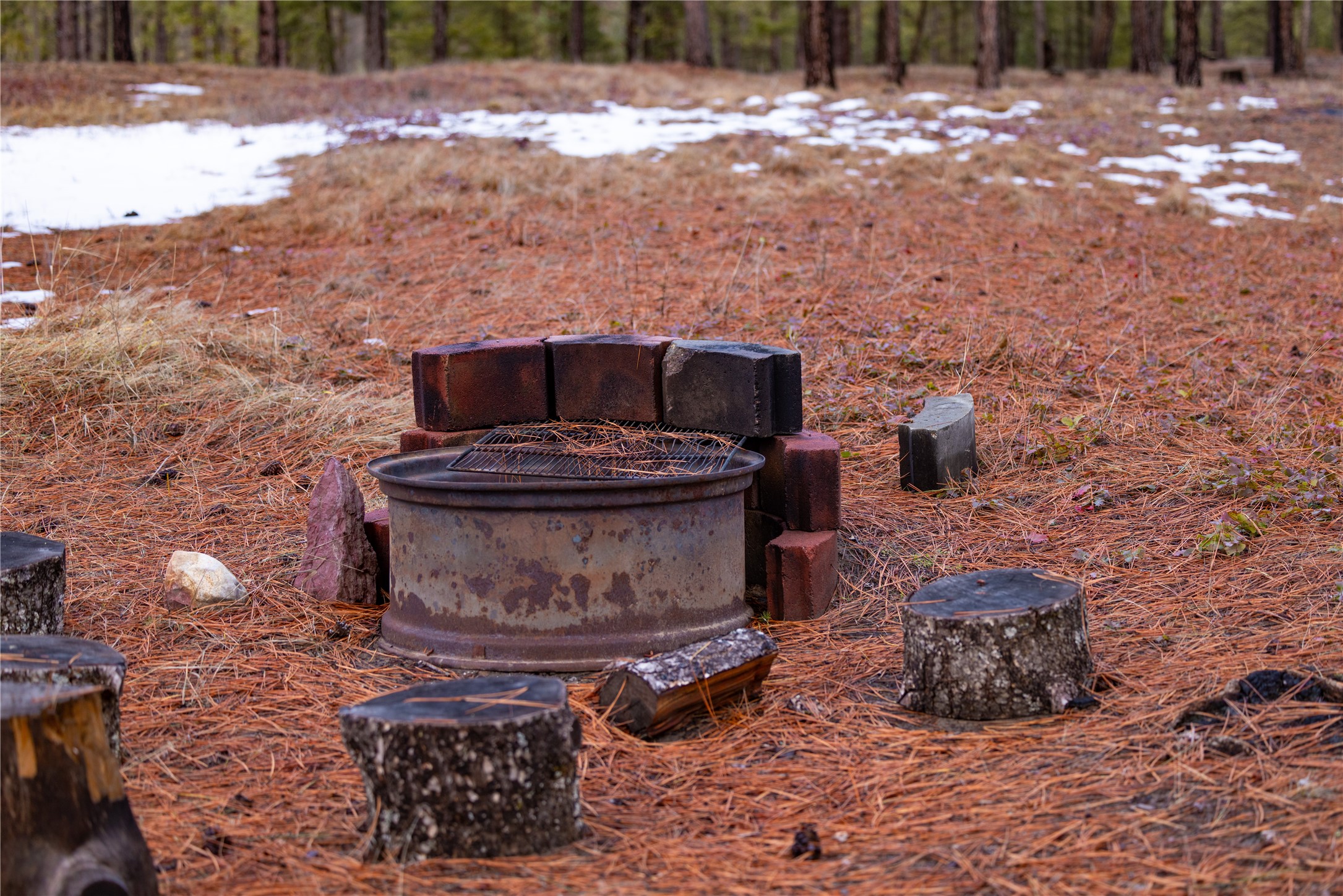 82 Old Truman Flats Road